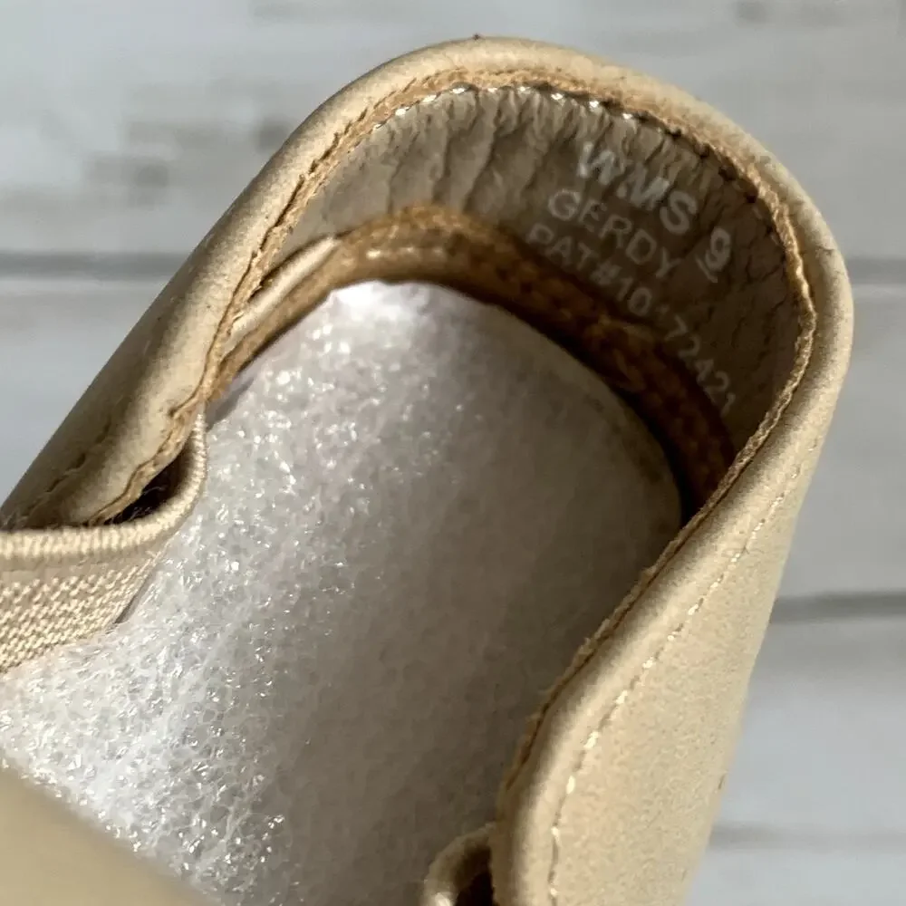 NWT DV by Dolce Vita‎ Gerdy Wedge Ankle Bootie in Beige